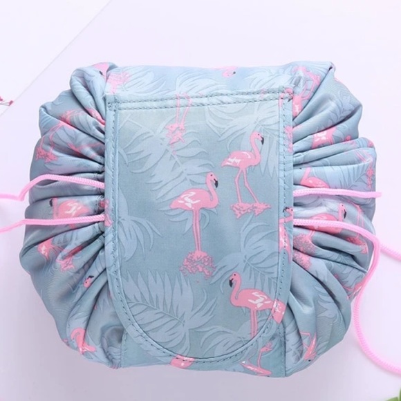 Drawstring makeup/toiletry Bag - Picture 6 of 6